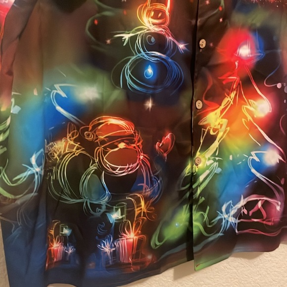 NWT Hawalili short sleeve button down colorful Christmas/Holiday shirt, size 2XL - Picture 3 of 14